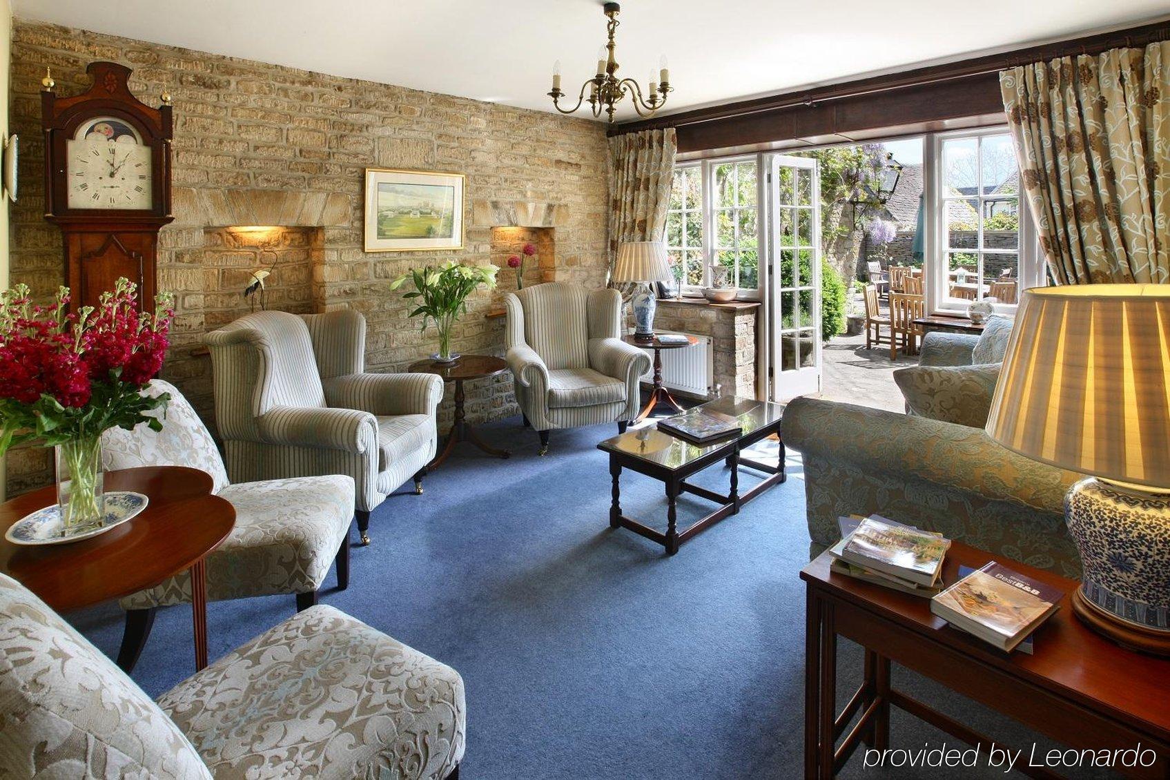 Burford House Bh Bed & Breakfast Exterior photo