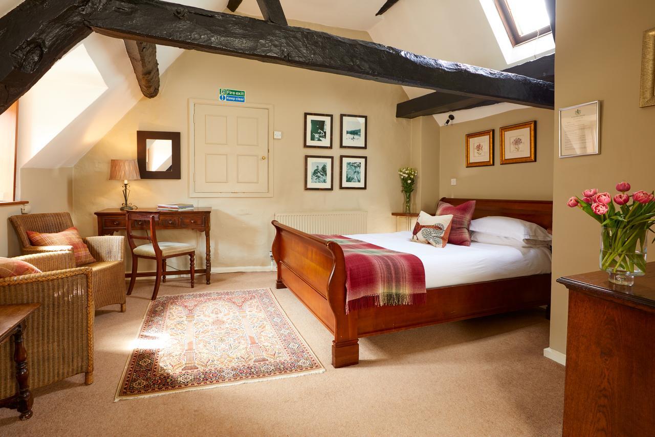 Burford House Bh Bed & Breakfast Exterior photo