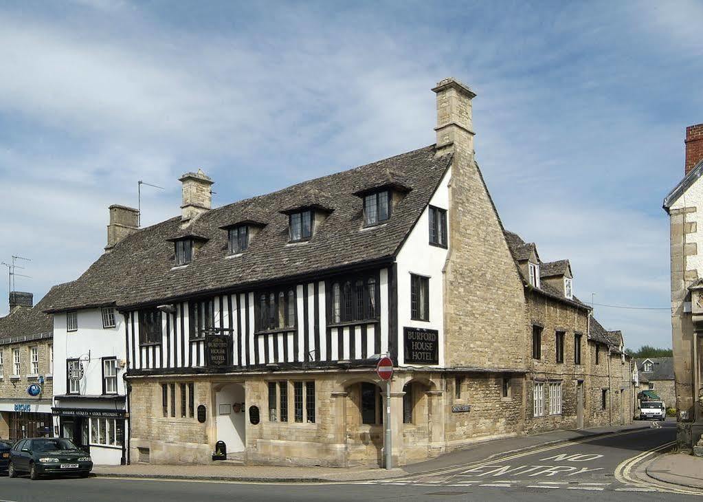Burford House Bh Bed & Breakfast Exterior photo